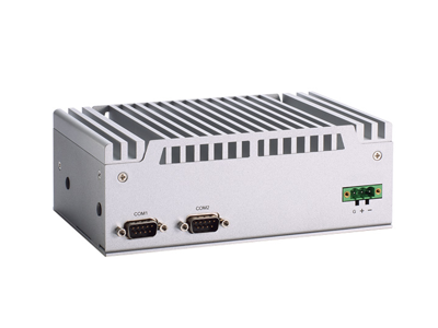无风扇嵌入式系统，配备13代英特尔®Core™I7/I5/Celeron®处理器、2个HDMI、2个局域网、8个USB、2个COM和12VDC